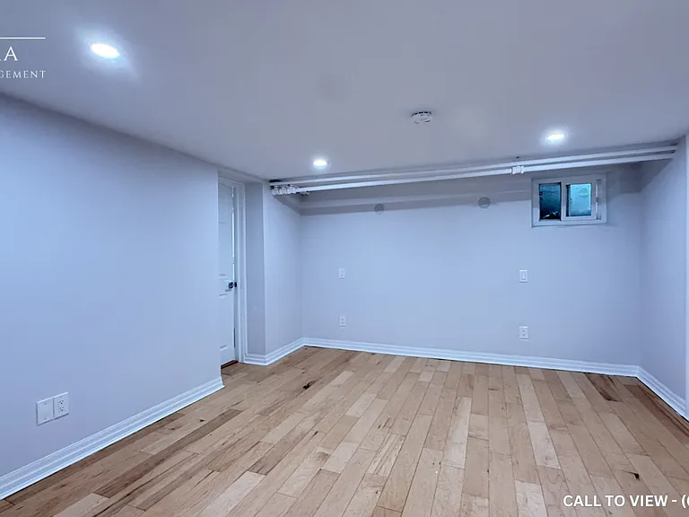 105 Chatsworth Dr #A — Photo 5