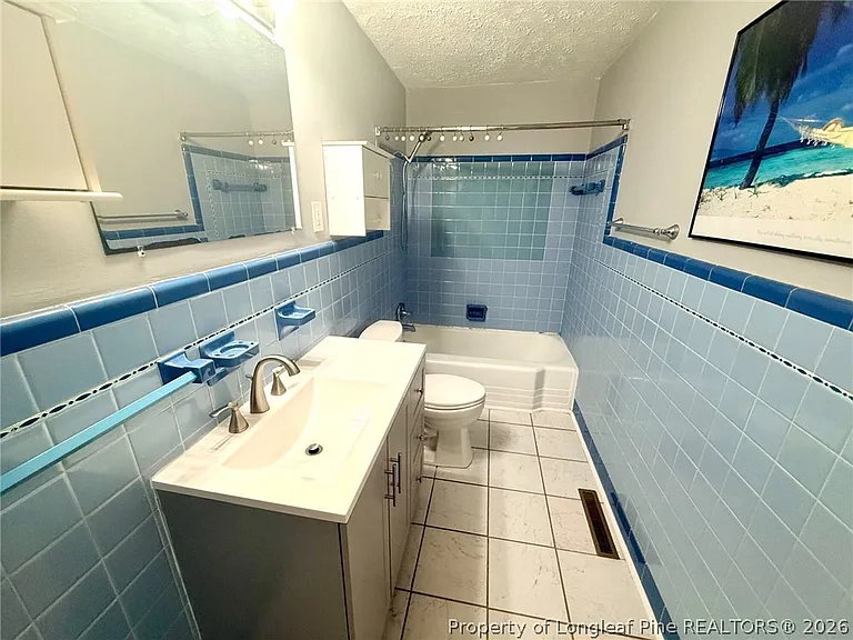 1914 Cherokee Dr — Photo 17