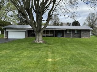 299 Forks Church Rd, Leechburg, PA 15656