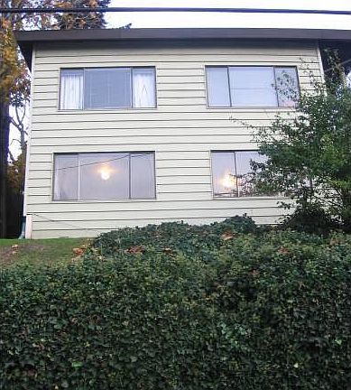 2nd image of 1262 Eastlake Ave E APT 2