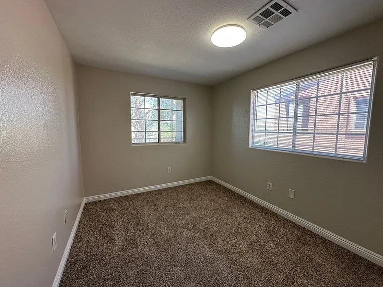 4730 E Craig Rd #2142 — Photo 14