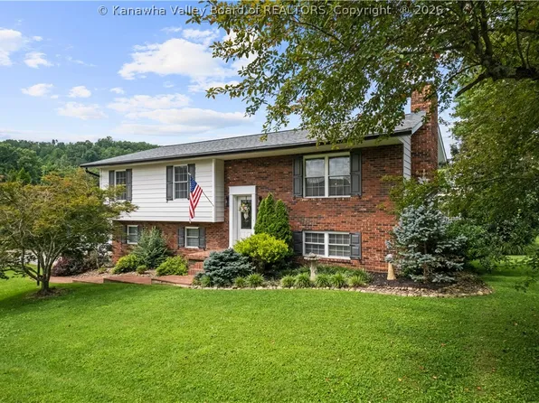 24 Michael St, Scott Depot, WV 25560
