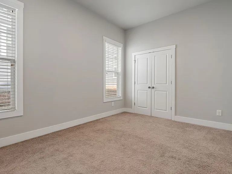 500 Kings Lake Way — Photo 16