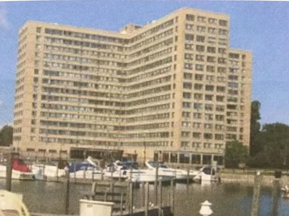 8900 E Jefferson Ave S #1012-1013, Detroit, MI 48214