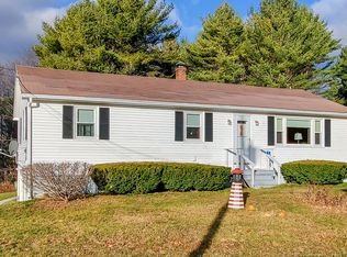 7 Bartley Ln, Bucksport, ME 04416