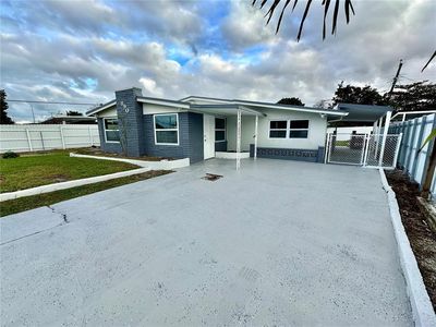 890 SE 4th Pl, Hialeah, FL, 33010