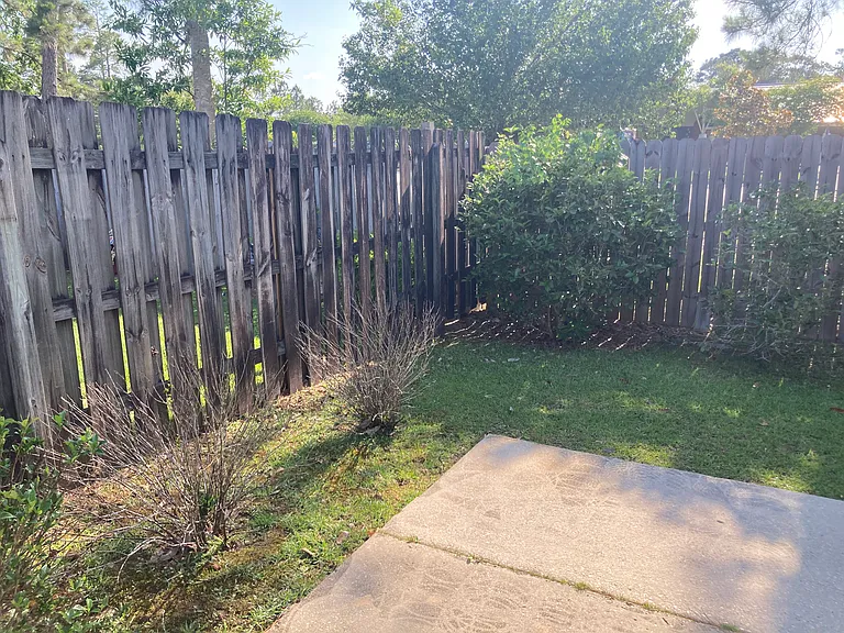 145 Emerald Pines Ct — Photo 35