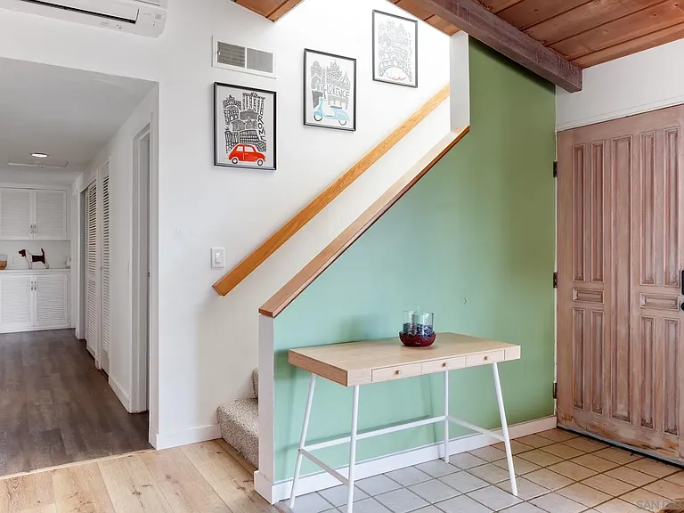 5643 Linda Rosa Ave — Photo 17