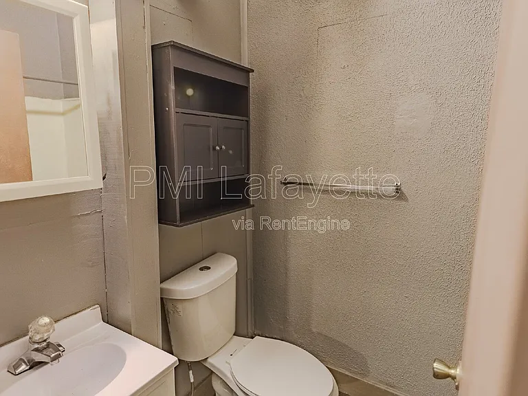 525 S 3rd St #1 — Photo 8