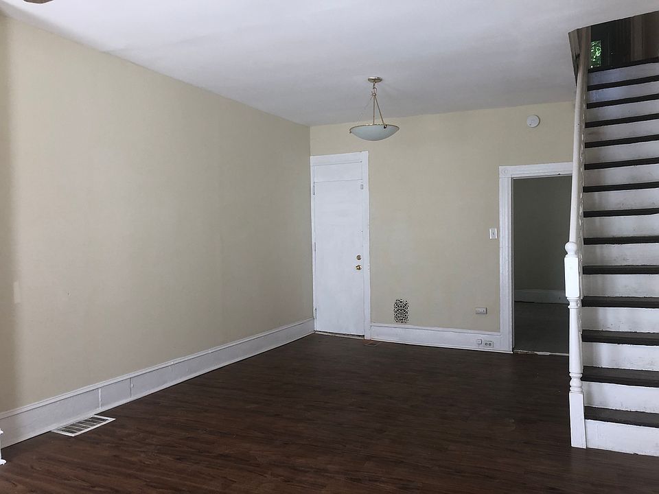 1st image of 61 E Seymour St