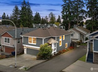 525 Queen Ave NE, Renton, WA 98056