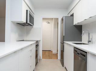 47 Riverwood Pkwy #50078B-2, Toronto, ON M8Y 4E4