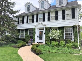 1350 Ashland Ave, Wilmette, IL 60091