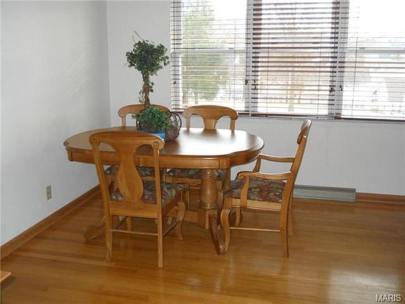 3rd image of 3324 Maryalan Ct