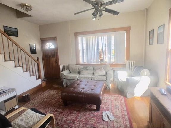 3rd image of 341 Norfolk St #House