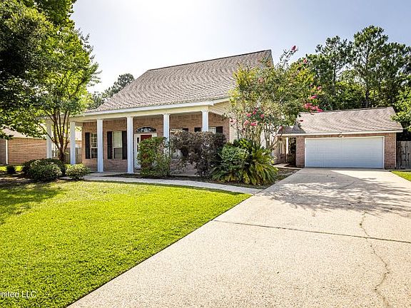5th image of 49 Lakeview Dr