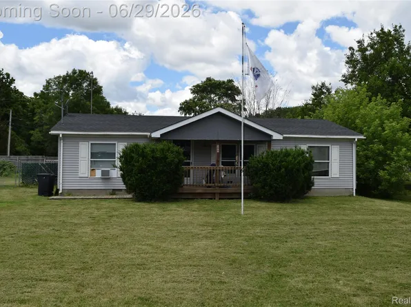 2140 S Dye Rd, Flint, MI 48532