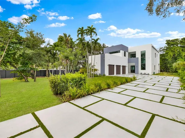 1401 SW 5th Ct, Fort Lauderdale, FL 33312