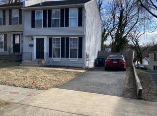 4433 Hunt Pl NE, Washington, DC 20019