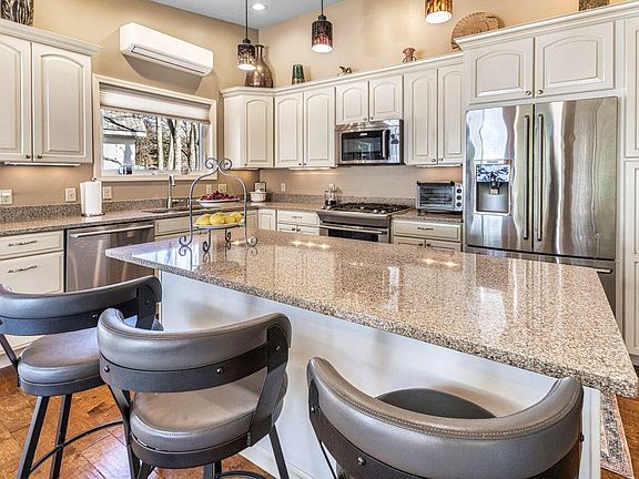5th image of 10869 W Higgins Lake Dr