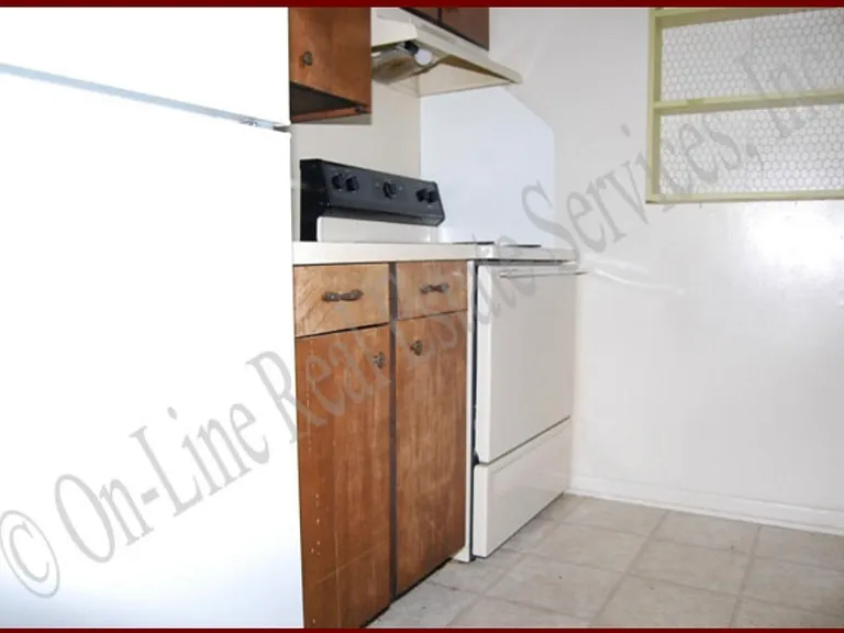 1812 Wilde Oak Cir #1 — Photo 3