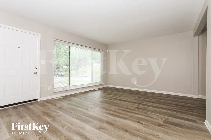 4 bed, 2.0 bath, 1620 sqft, $2,255 — Photo 4
