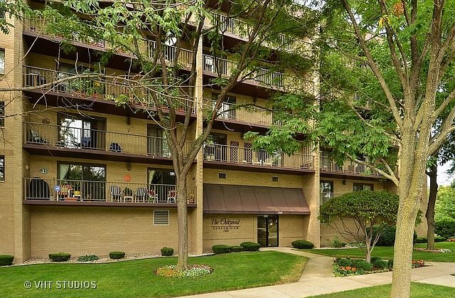 1st image of 1380 Oakwood Ave APT 201