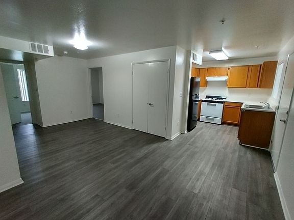 3rd image of 528 N Benton Way APT 111
