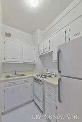 Rented by Living New York