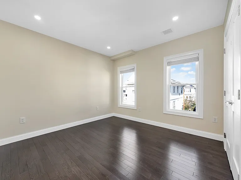 41 Wright Ave #2 — Photo 11