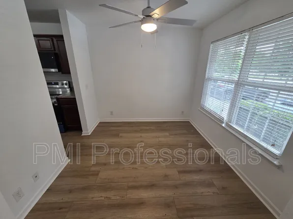108 Oak Valley Cir, Smyrna, TN 37167