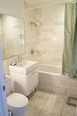 Rented by Realmart Realty LLC | media 35