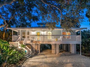 5194 Siesta Woods Dr, Sarasota, FL 34242