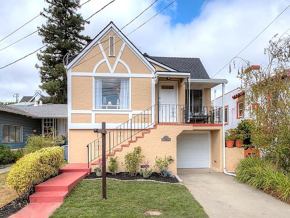2nd image of 752 Santa Lucia Ave