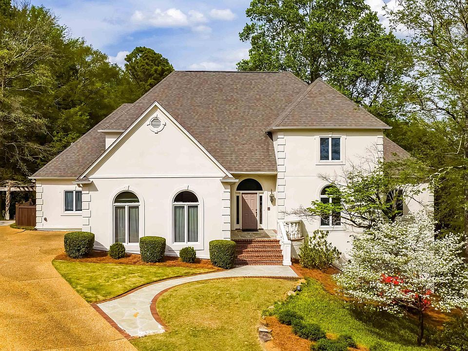 1st image of 424 Vesclub Way