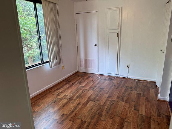 5th image of 8709 Hayshed Ln Unit 33
