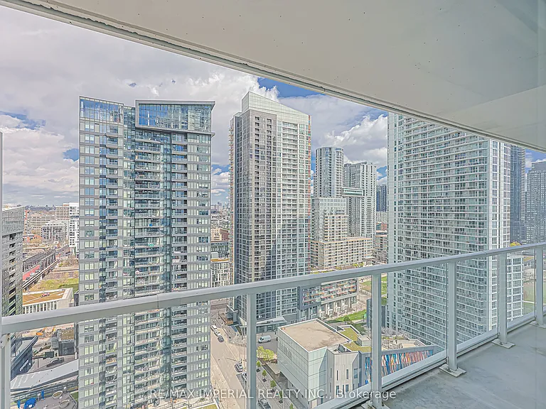 17 Bathurst St #2707 — Photo 23