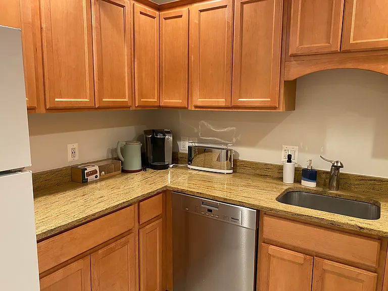 1527 O St NW #B — Photo 21