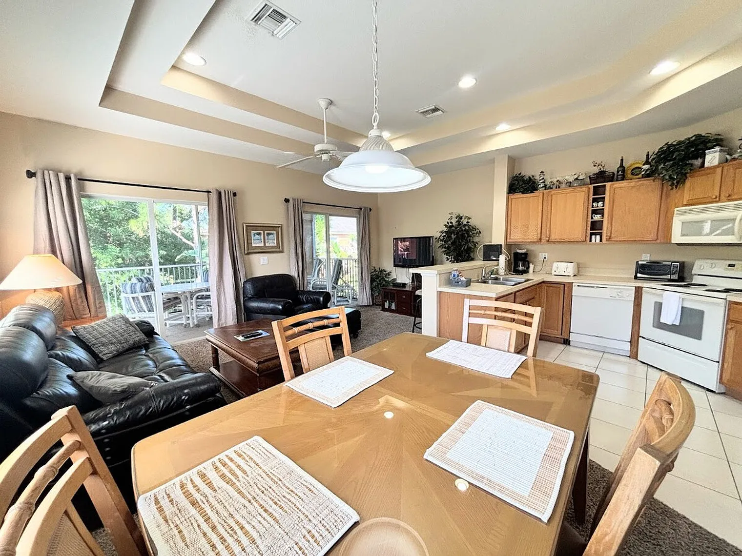 1 bed, 1.5 bath, $2,670 — Photo 3
