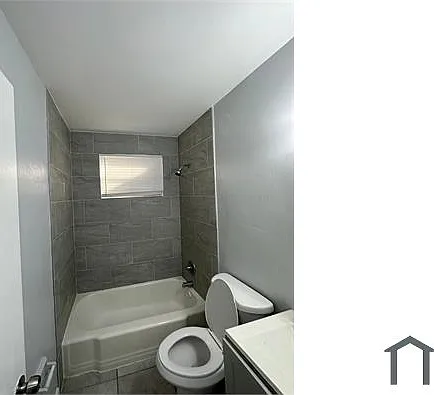 2002 Palafox St #3 — Photo 14