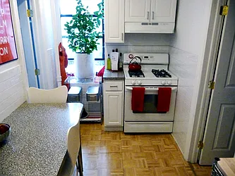 Sold by Leiter Realty Group LLC