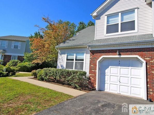 55 Castle Pointe Blvd, Piscataway, NJ 08854