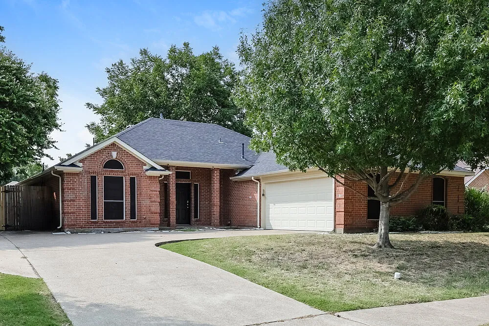 3 bed, 2.0 bath, 1490 sqft, $1,850 — Photo 3