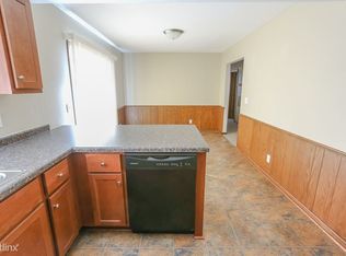 2903 Keating Cir, Burnsville, MN 55337