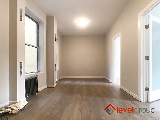 Rented by Level Group | media 14