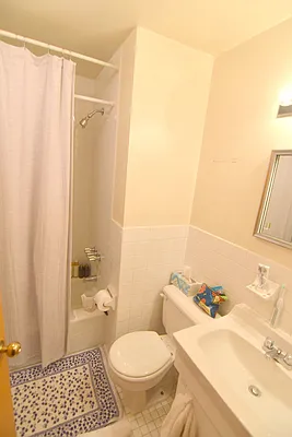 Rented by Manhattan Spaces | media 22