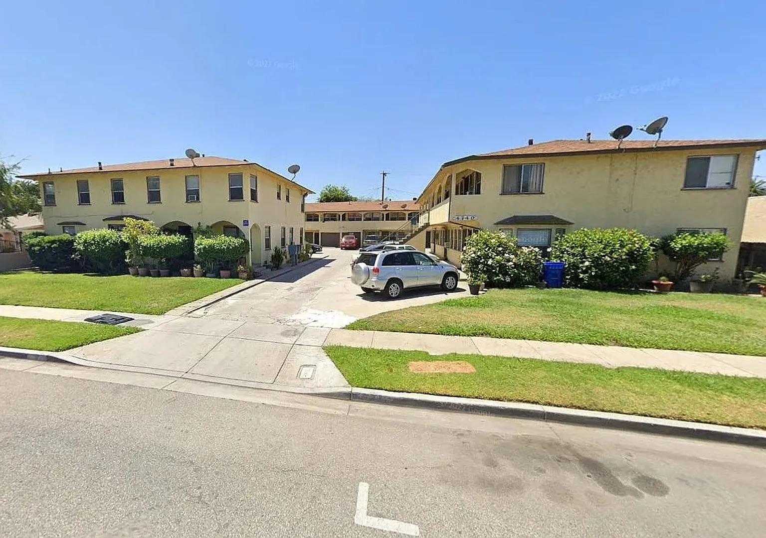 Maywood — Photo 1