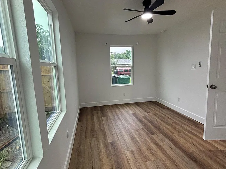 5718 Ricky St — Photo 8