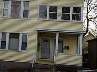 13 Richter St, Providence, RI 02908