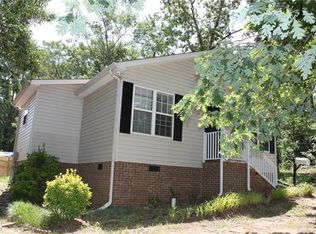 2228 Irma St, Charlotte, NC 28216